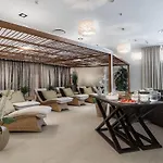 Club 4*