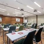Club 4*