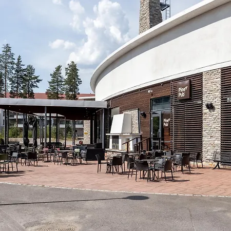 Club Hotel